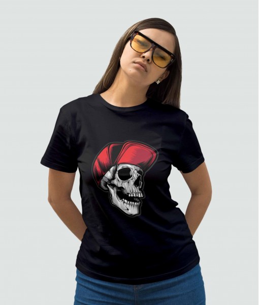 Дамска тениска с щампа Готика Skull with red hat